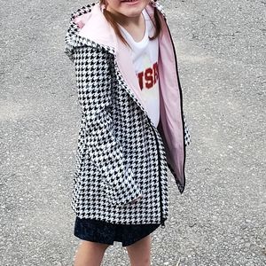 DKNY spring/rain jacket girls size 5